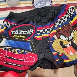 Vintage shorts size xl Taz and mickey